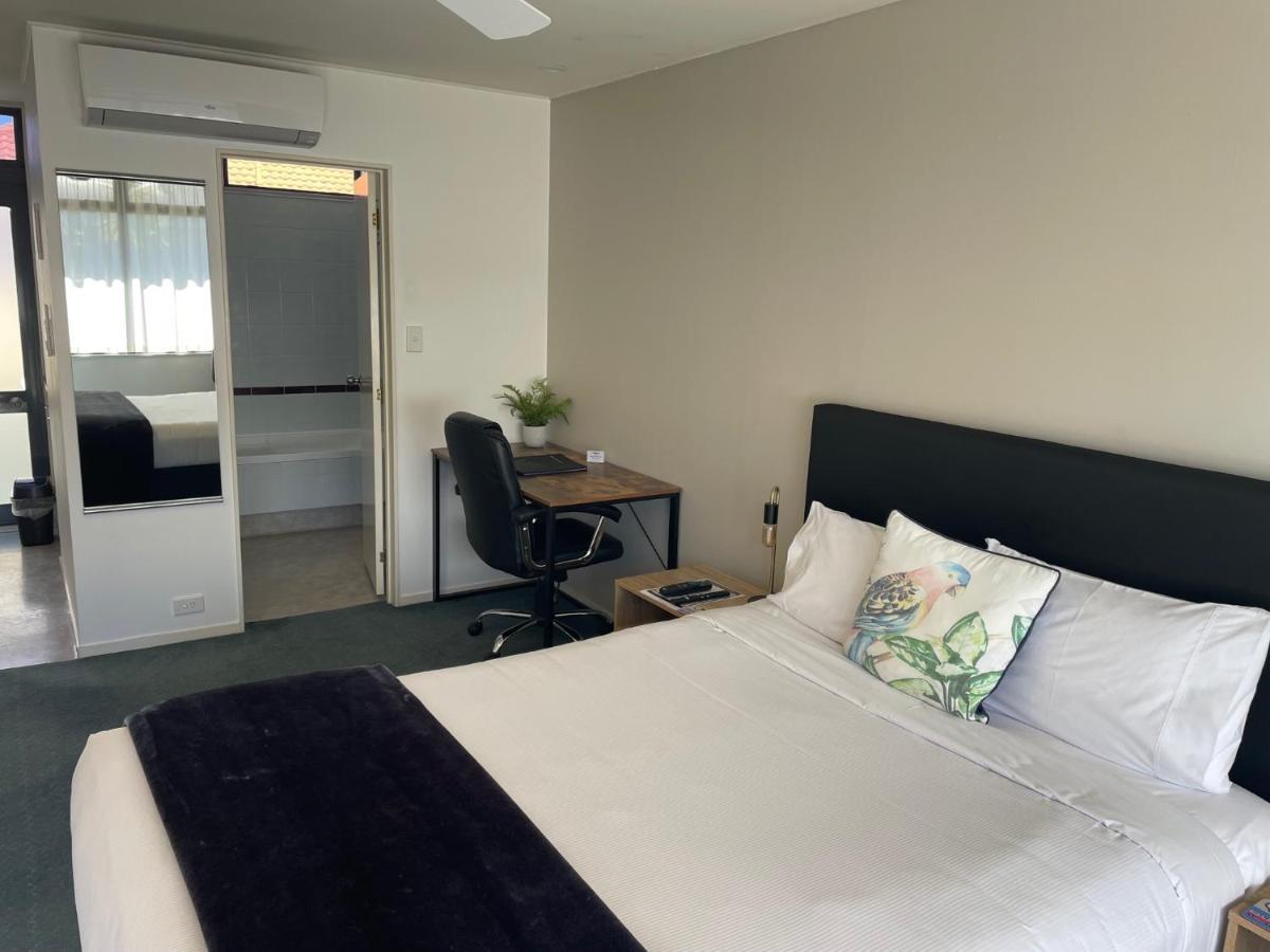Academy Motor Inn Tauranga Esterno foto
