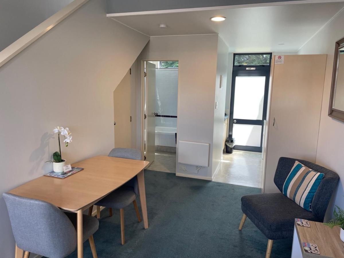 Academy Motor Inn Tauranga Esterno foto